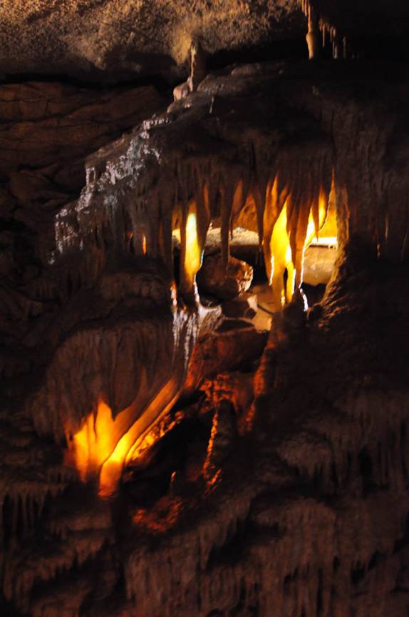 Formações espeleológicas na Mammoth Cave, Parque Nacional no Kentucky, Estados Unidos